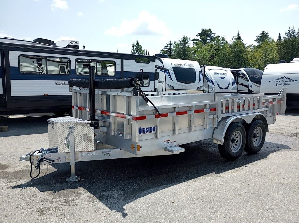 2025 Mission Trailers 16 ft Dump Trailer – Aluminum – Three-quarter exterior view of the aluminum dump trailer in the closed position