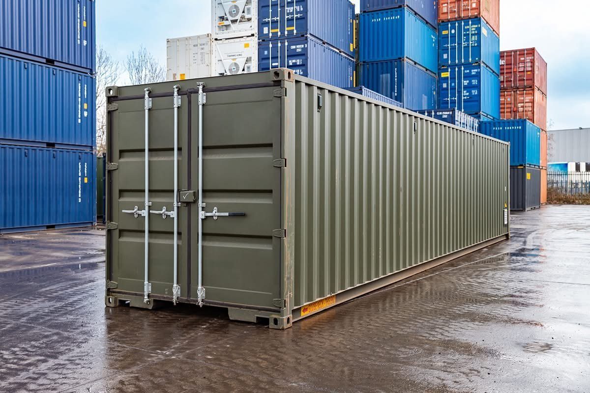 40ft Tunnel Container Workshop – Dual-End Access and Shelving – three-quarter exterior view of long container with doors closed