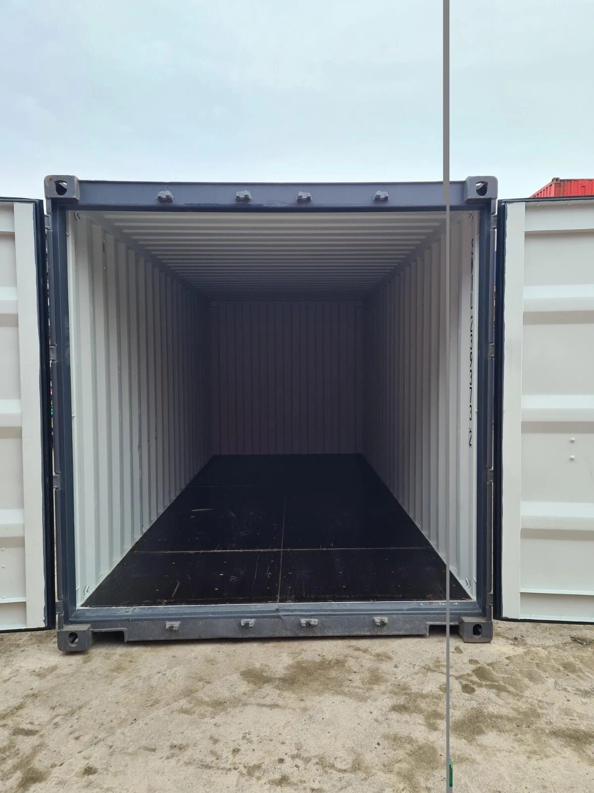 20ft One-Trip Shipping Container – Double Cargo Doors – empty container interior with both cargo doors open