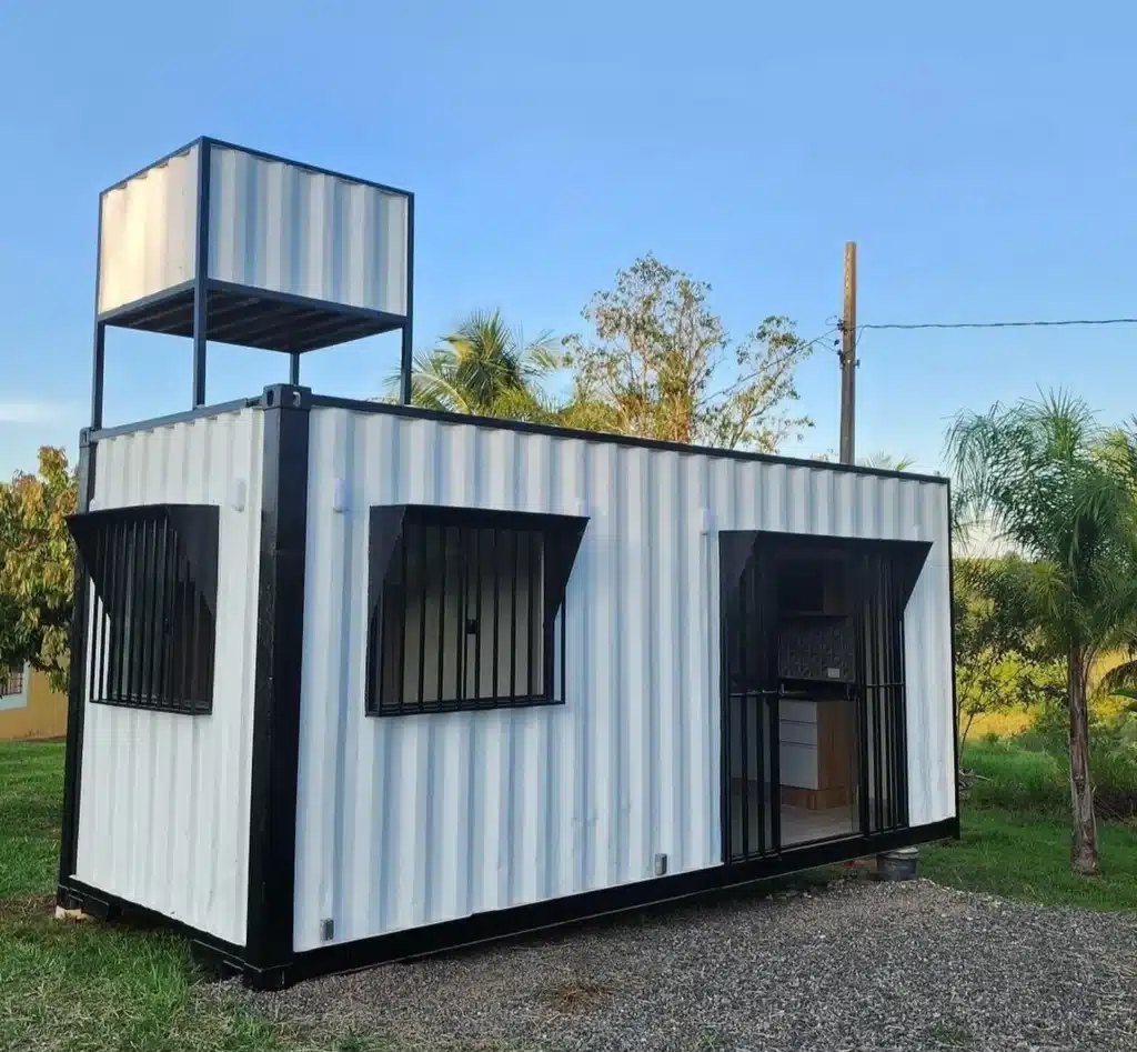 20ft Container Home – Integrated Water Tank – Custom 20ft Shipping Container Home With Water Tank — 20ft — new in new condition