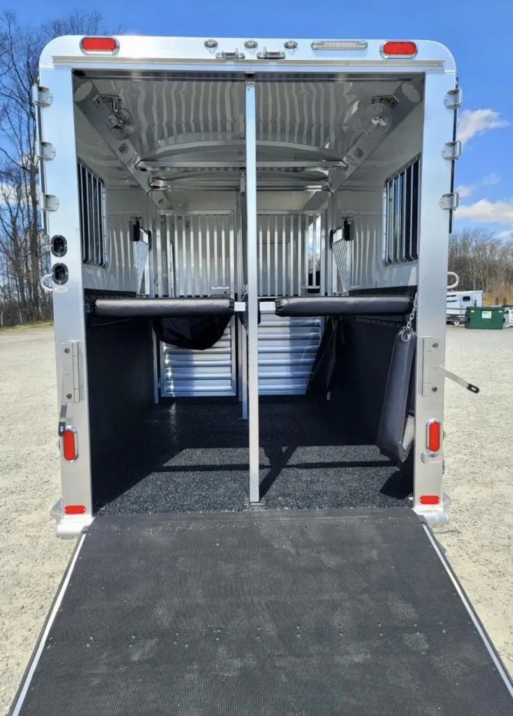 2023 4 Star 23 ft Horse Trailer – 2+1 Gooseneck – Rear view with the double doors open and ramp ready for loading