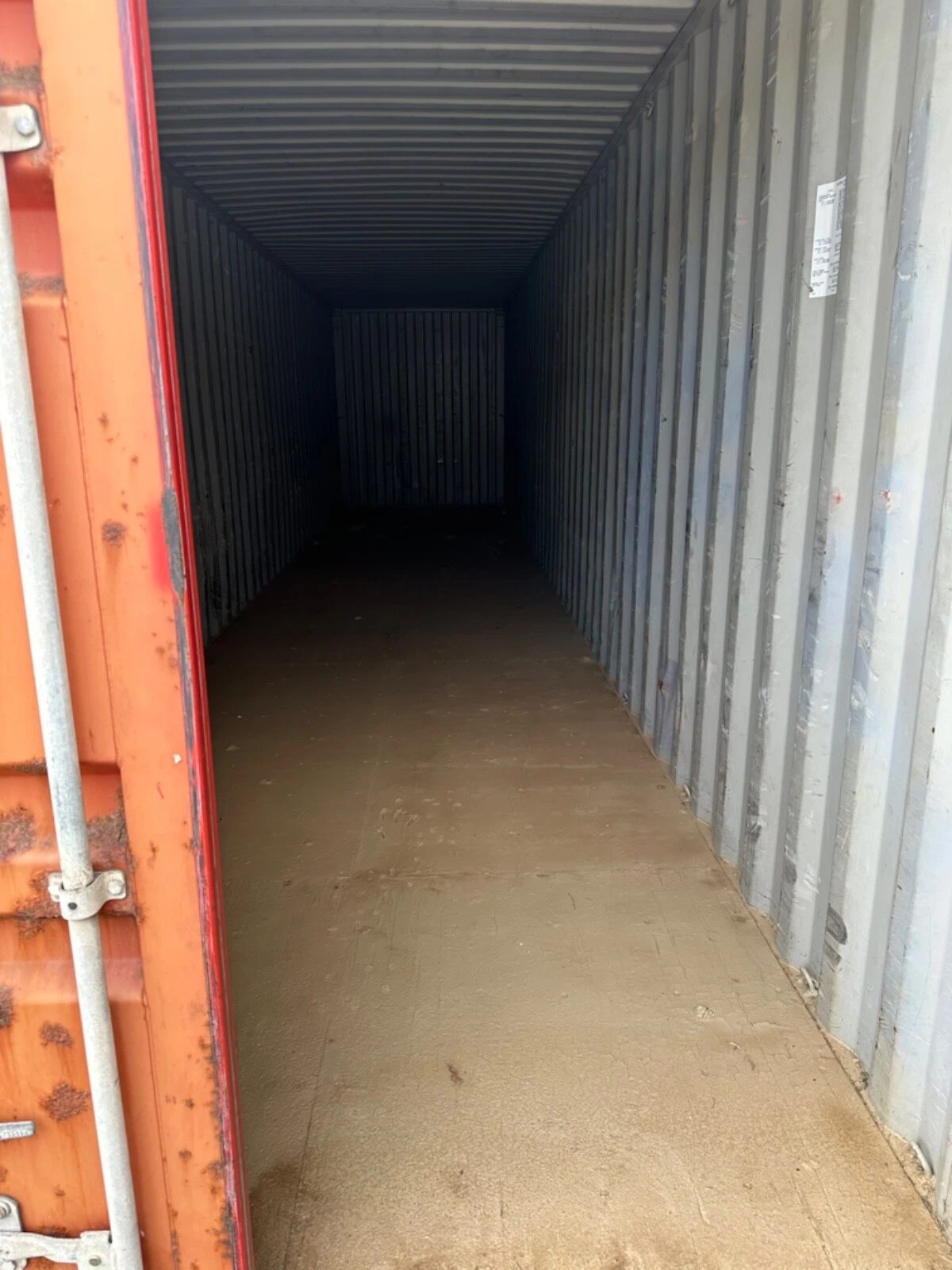 40ft Used Shipping Container – Secure Double Cargo Doors – empty container interior with wooden floor and corrugated walls