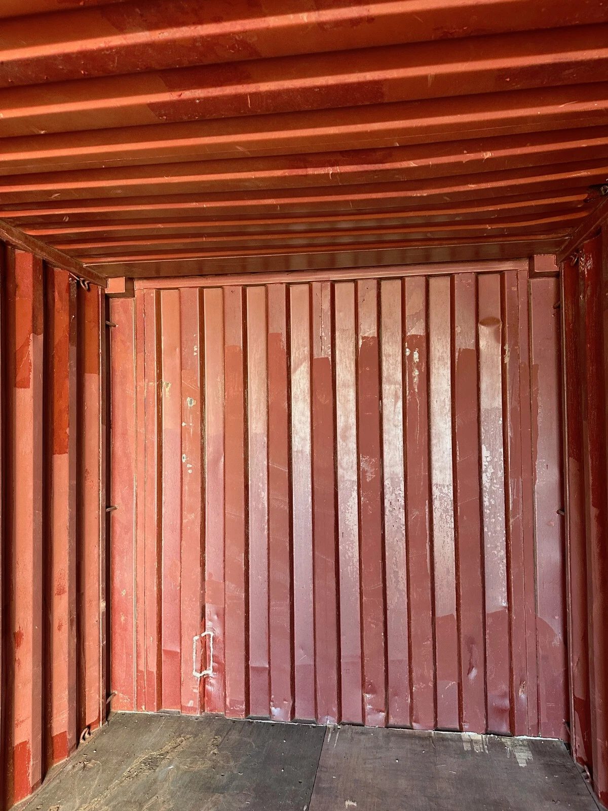 20ft Used Shipping Container – Yellow/Gold, Double Cargo Doors – empty container interior with red corrugated walls and wooden floor