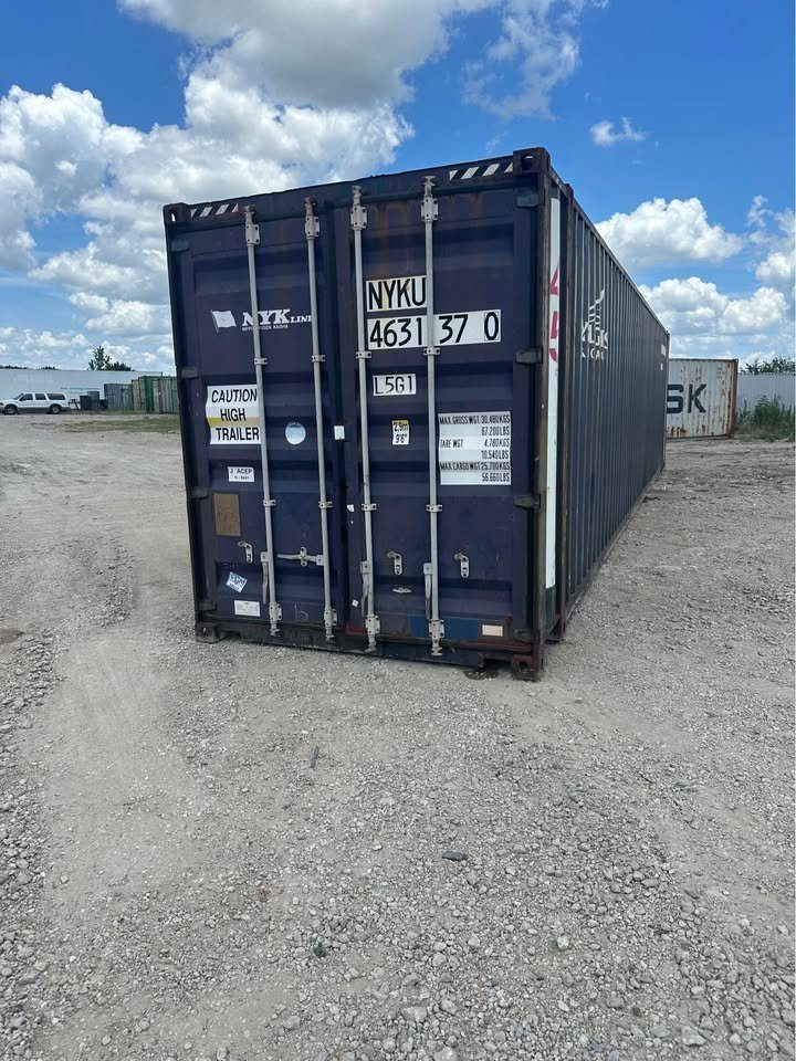 45ft High Cube Shipping Container – Extended Cargo Space – three-quarter exterior view of dark container with closed cargo doors