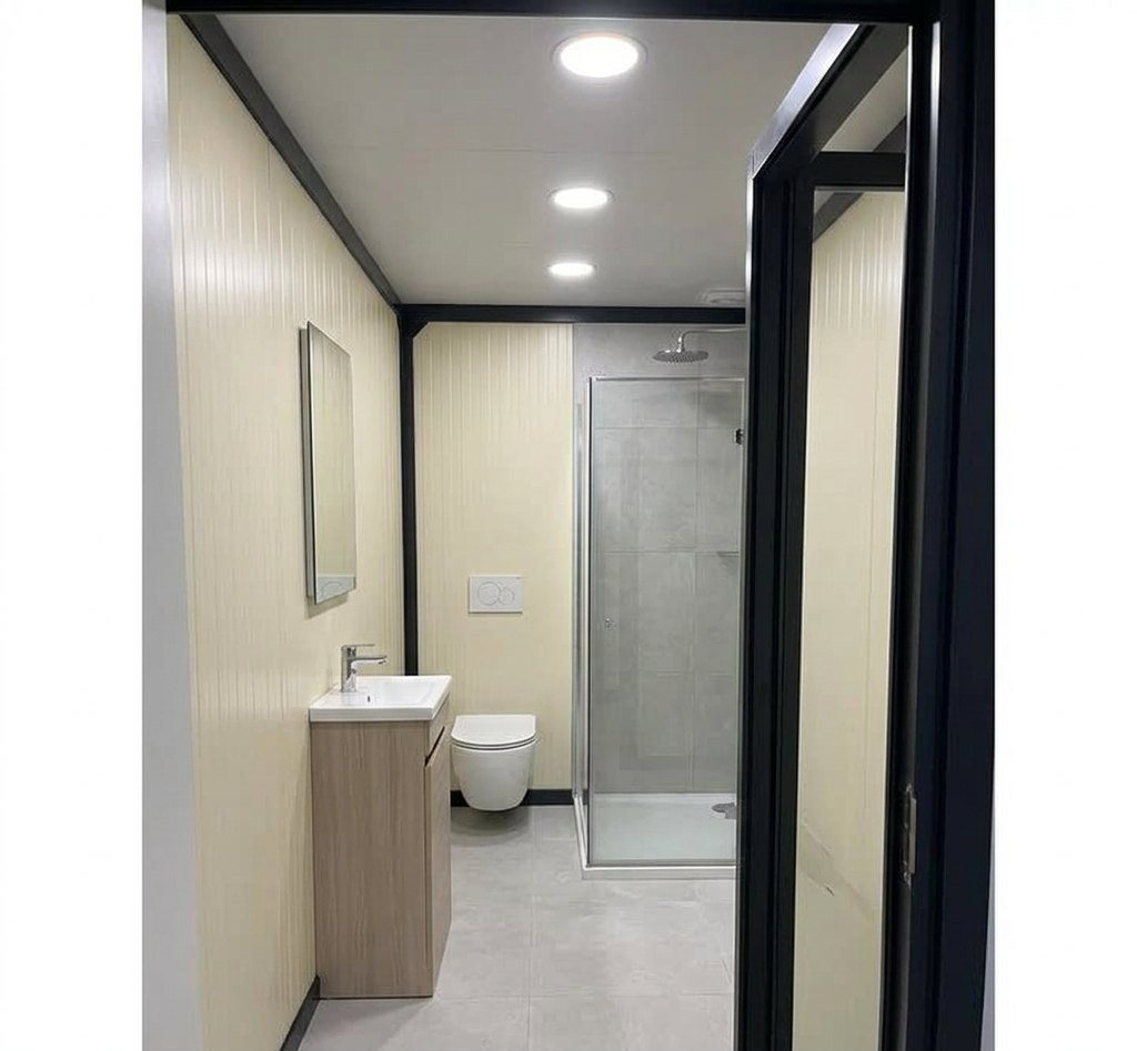4-Bedroom Two-Story Container Home – Balcony, 2 Baths – 4 Bedroom 2 Story Luxury Modular Container Home Villa – Fully Furnished Prefabricated Portable House with Balcony — 20ft — new in new condition (8)