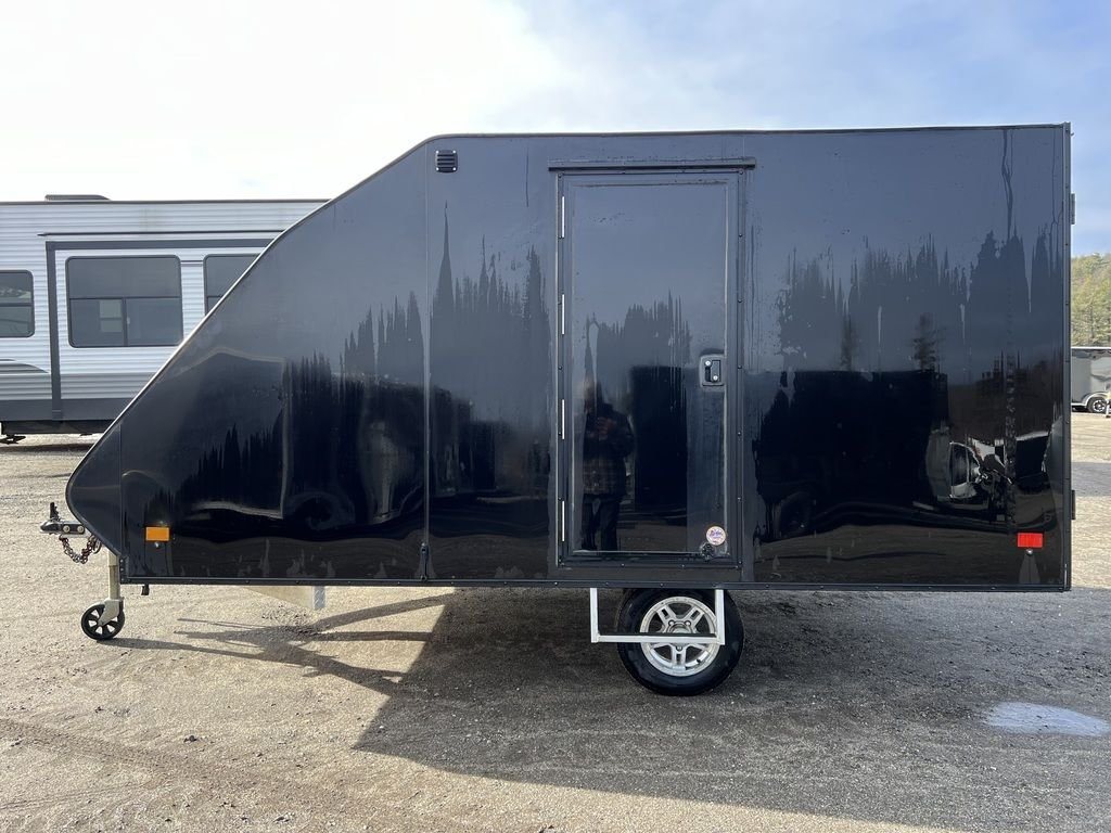 2021 Mission Trailers 2-Place Hybrid – Blackout Package – Direct profile view of the black trailer showing the side access door