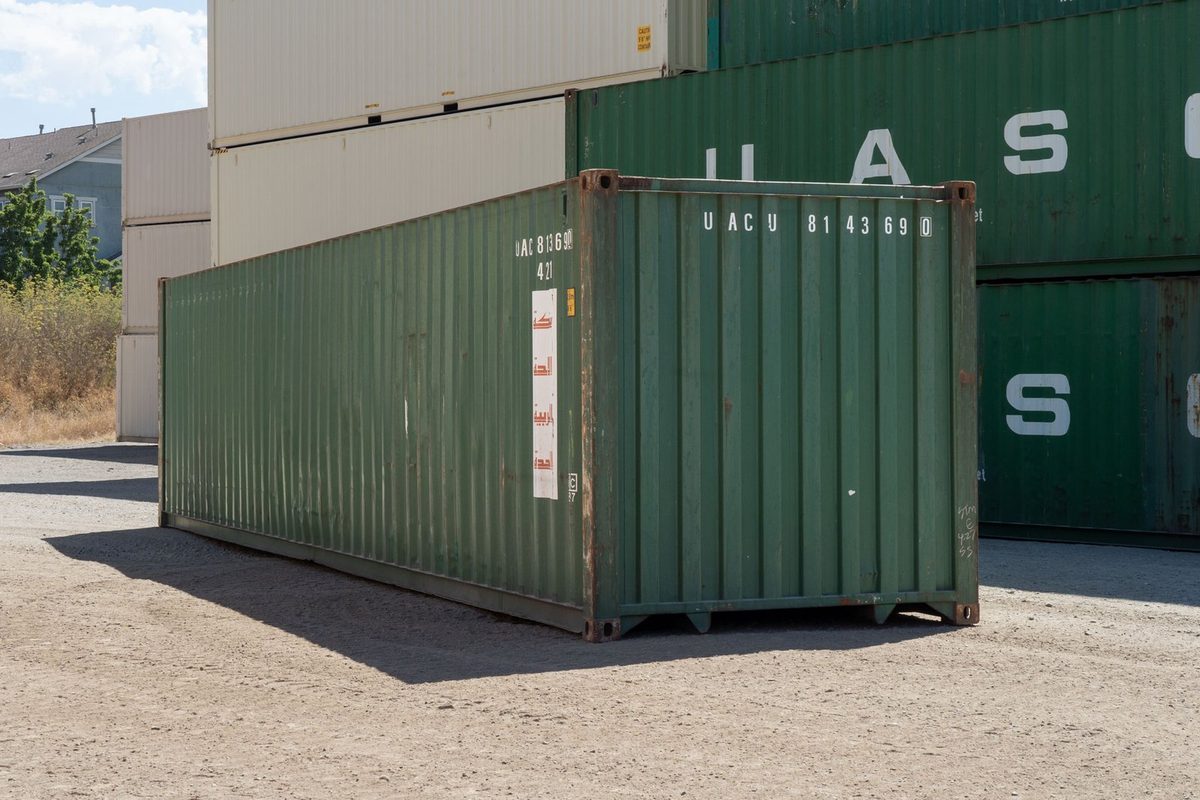 40ft Used Shipping Container – Standard Height, Storage Grade – three-quarter exterior view of weathered container with solid end