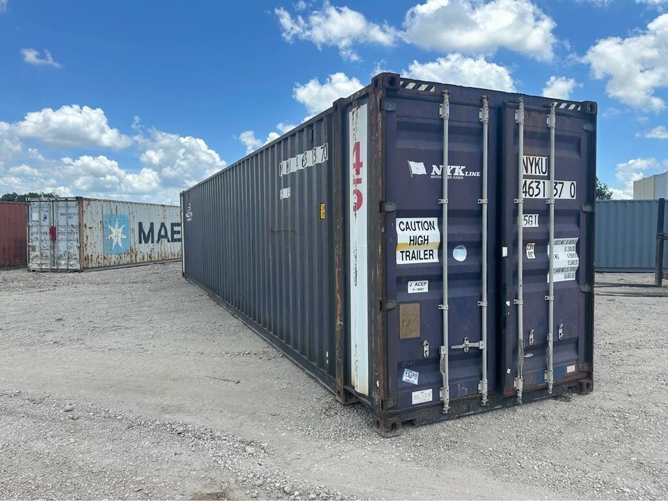 45ft High Cube Shipping Container – Extended Cargo Space – three-quarter exterior view of weathered container with cargo doors closed
