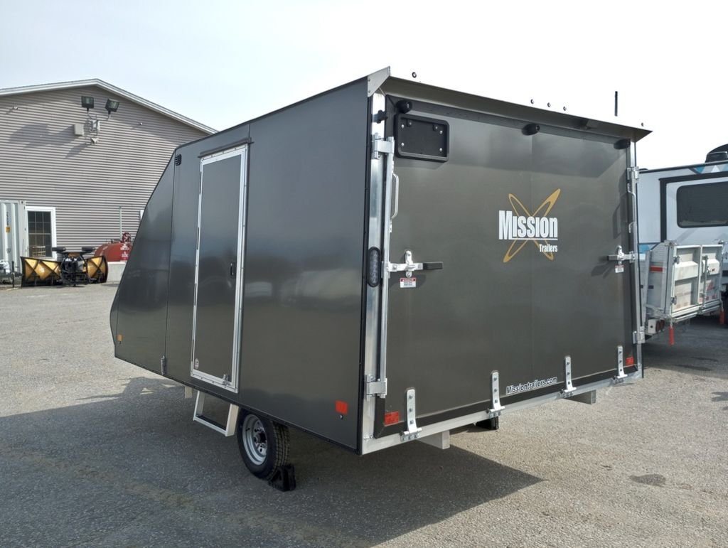 Mission Trailers Aluminum Crossover – Rear Canopy – Rear three-quarter view showing the side door and rear ramp door