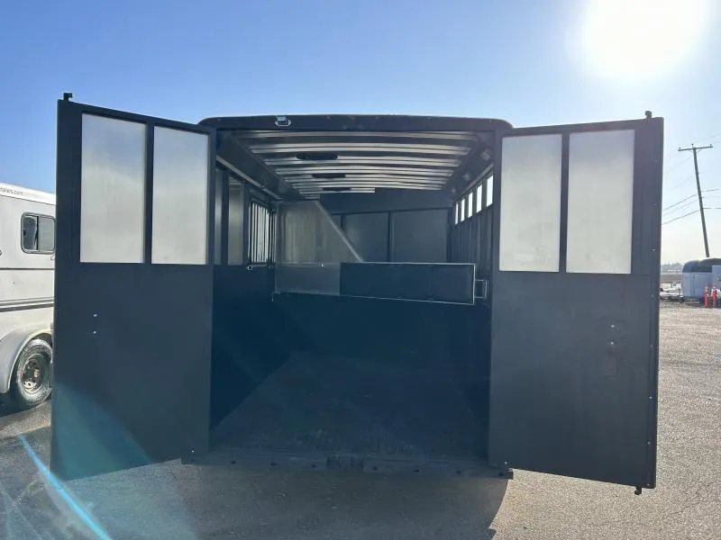 2022 Logan Coach Crossfire 3 Horse Trailer – Swing-Out Saddle Rack – Looking into the horse area through open rear double doors