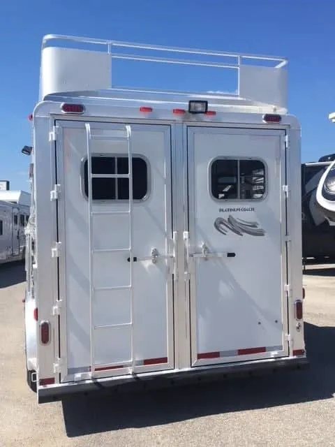 2018 Platinum Coach 3 Horse Bumper Pull – Rear Tack – Rear view of the trailer showing double doors and ladder to hay rack