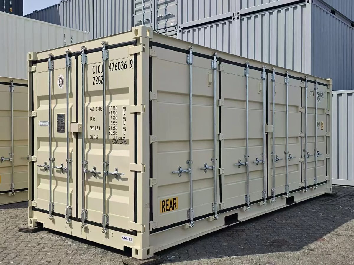 20ft One-Trip Shipping Container – Full-Length Side Access – three-quarter exterior view with end and side doors closed