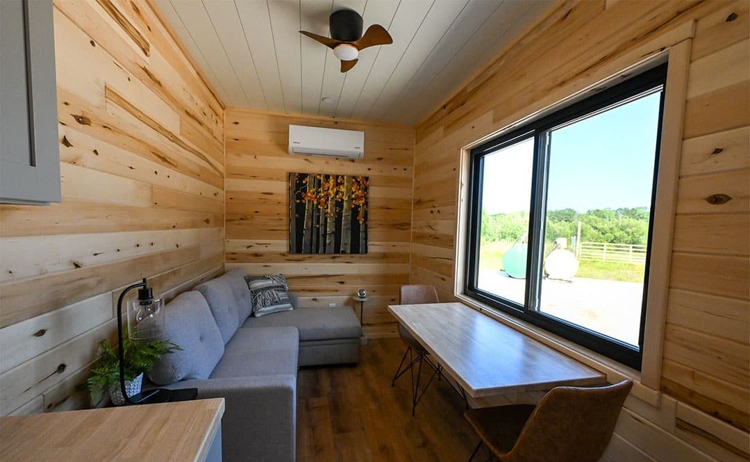 40ft Augustine Container Home – Open Plan, 1 Bath – 40FT Augustine Luxury Container Home with Kitchen, Bathroom & Garage | Ready to Ship | Free USA Delivery — 40ft — new in new condition (3)
