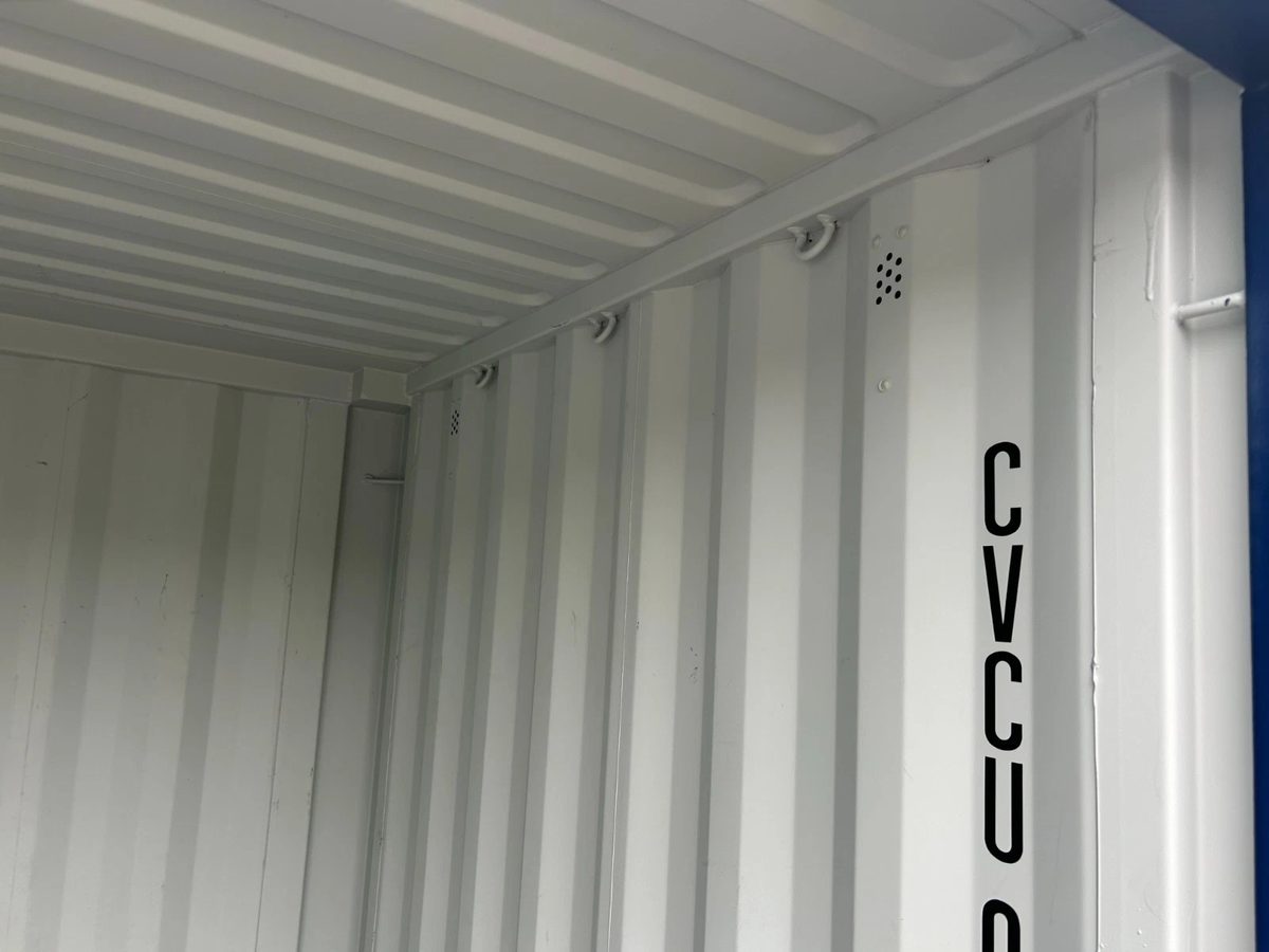 10ft New Shipping Container – Double Cargo Doors – empty container interior showing corrugated walls and ceiling (7)