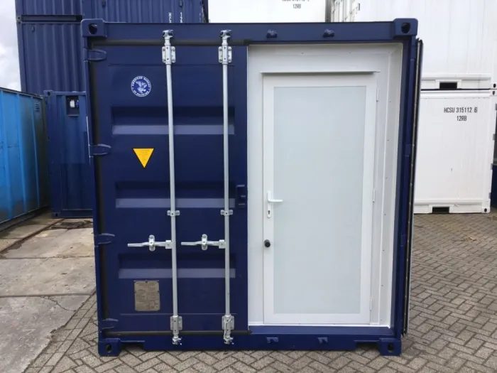 10ft Insulated Accommodation Container – Site Office – container front with cargo door and white personnel entrance