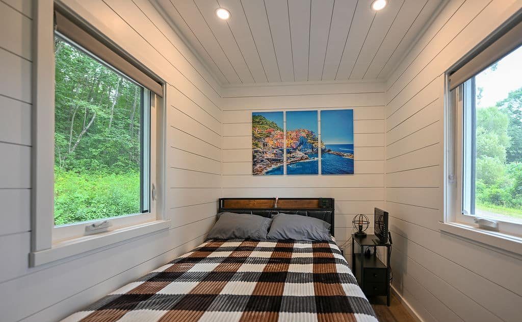 40ft Kennedy Container Home – 1 Bed, 1 Bath – 40ft Kennedy Luxury Container Home | 1 Bed 1 Bath Prefab Shipping Container House — 40ft — new in new condition (17)