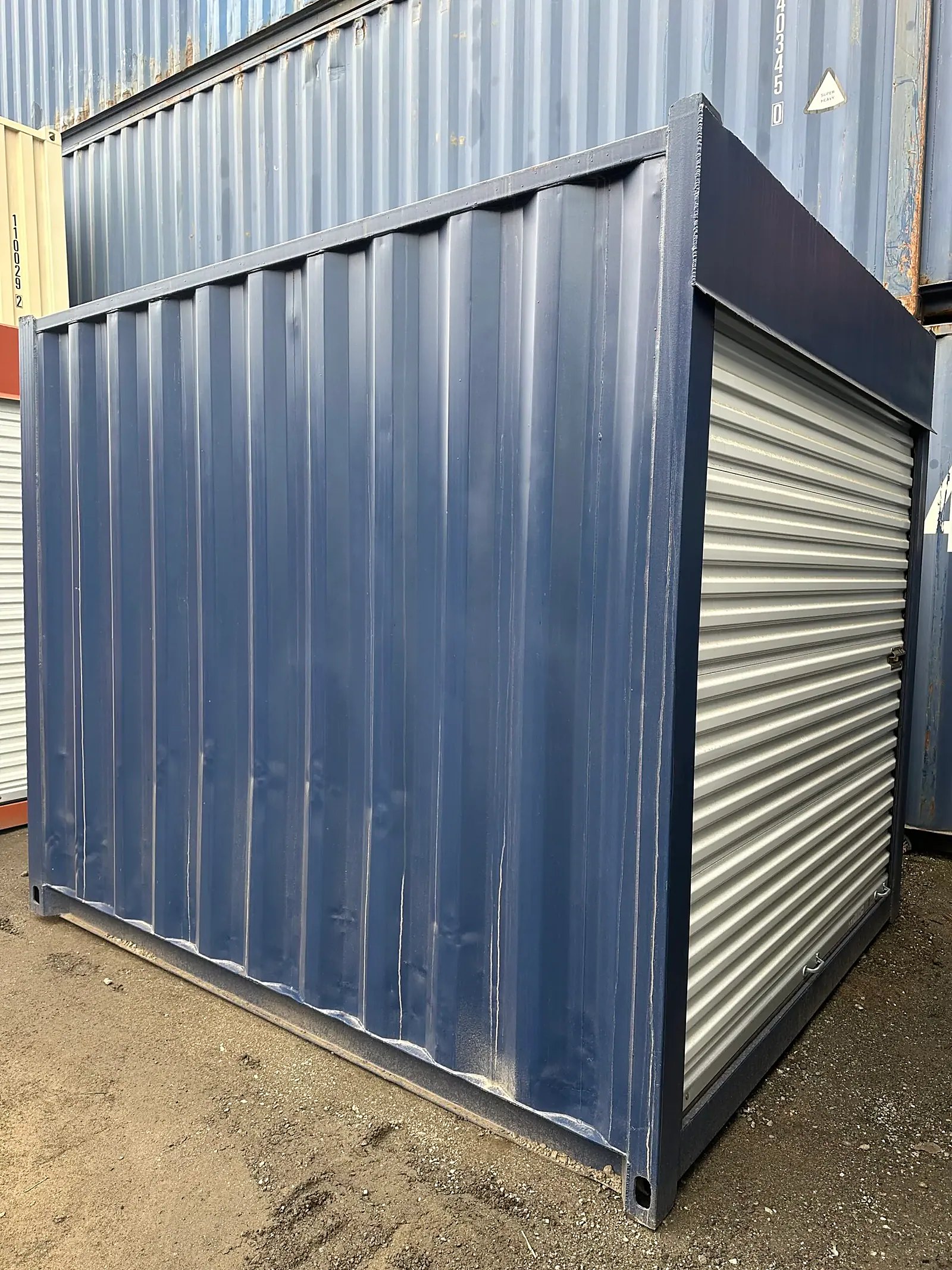 10ft Non-ISO Storage Container – Roll-Up Door – Three-quarter exterior view of container with closed roll-up door