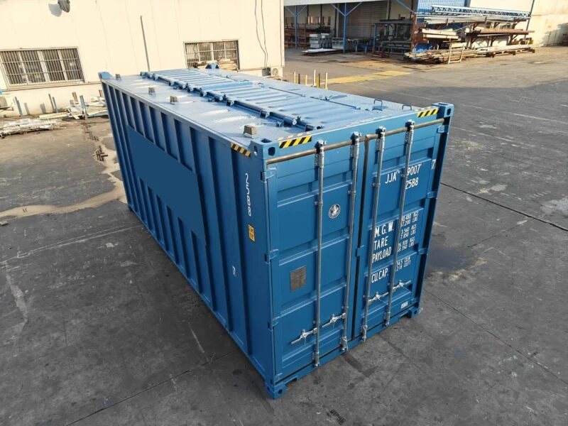20 ft Bulk Dry Cargo Container – Blue – A three-quarter exterior view of a blue 20ft bulk storage shipping container showing cargo doors
