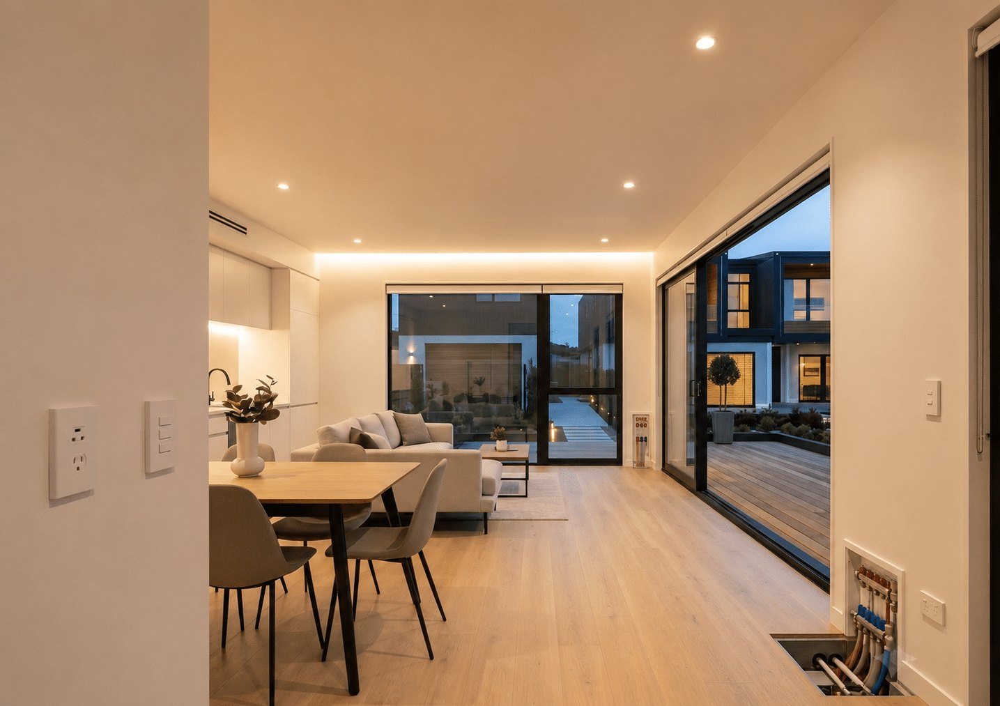 Four-Module Container Home – 3 Bedrooms, 2 Stories – Luxury 3 Bedroom Prefabricated Modular Container Home Villa for Sale — 4 x 40ft High Cube modules — new in new condition (15)