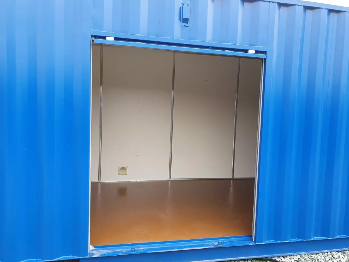 40ft High Cube Storage Container – Insulated, Plywood-Lined – open side entrance showing empty lined container interior