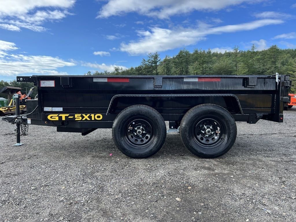 2024 Griffin Trailers 10 ft Dump – Barn Door Gate – Full profile view of the black dump trailer showing both axles and wheels