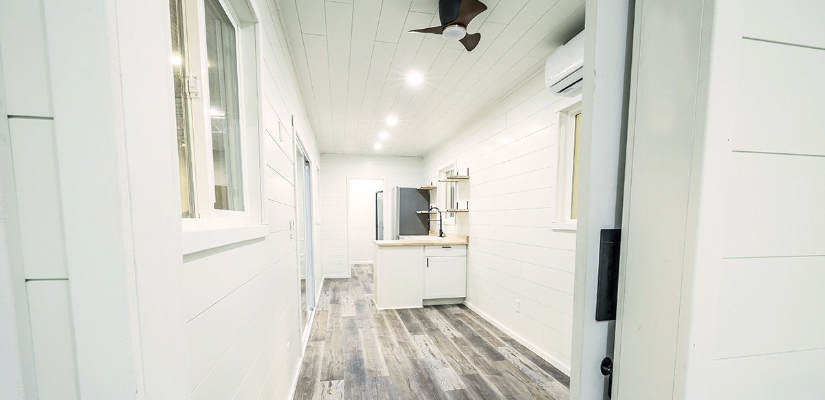 40ft Kennedy Container Home – 1 Bed, 1 Bath – 40ft Kennedy Luxury Container Home | 1 Bed 1 Bath Prefab Shipping Container House — 40ft — new in new condition (5)