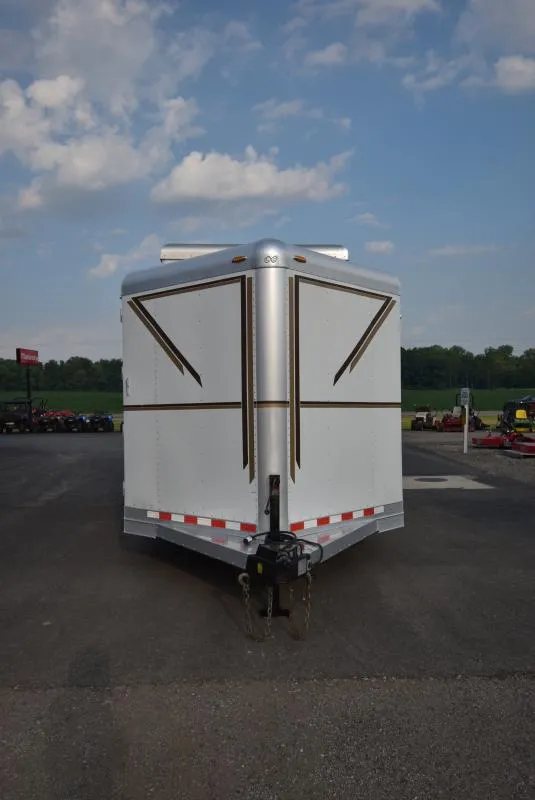 2008 C and C Trailers 4 Horse Bumper Pull – Hay Pod – Straight on front view of the trailer nose and hitch assembly