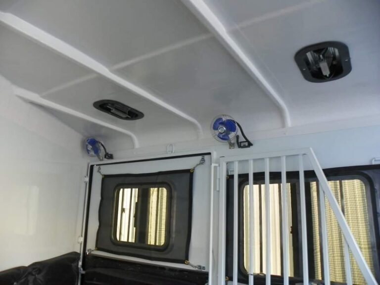 2022 Double D 2 Horse Bumper Pull – Reverse Slant – Interior ceiling view showing roof vents and small blue cooling fans
