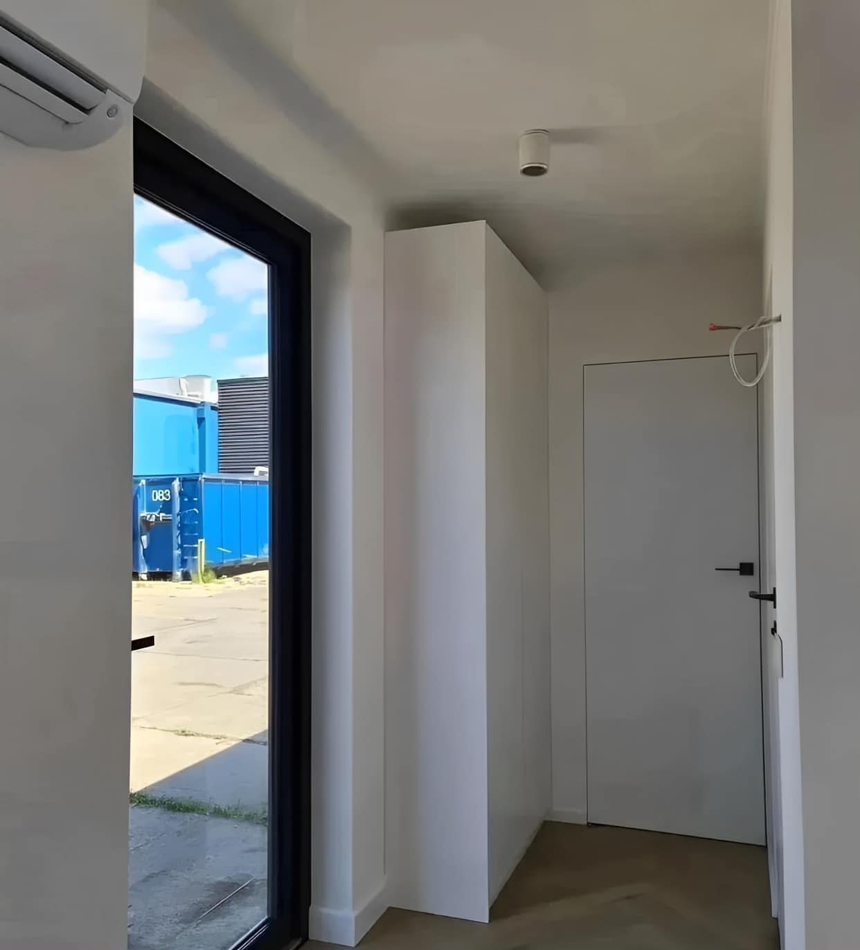 40ft Container Home – Custom Open-Plan Layout – Custom 40ft Shipping Container House — 40ft — new in new condition (10)