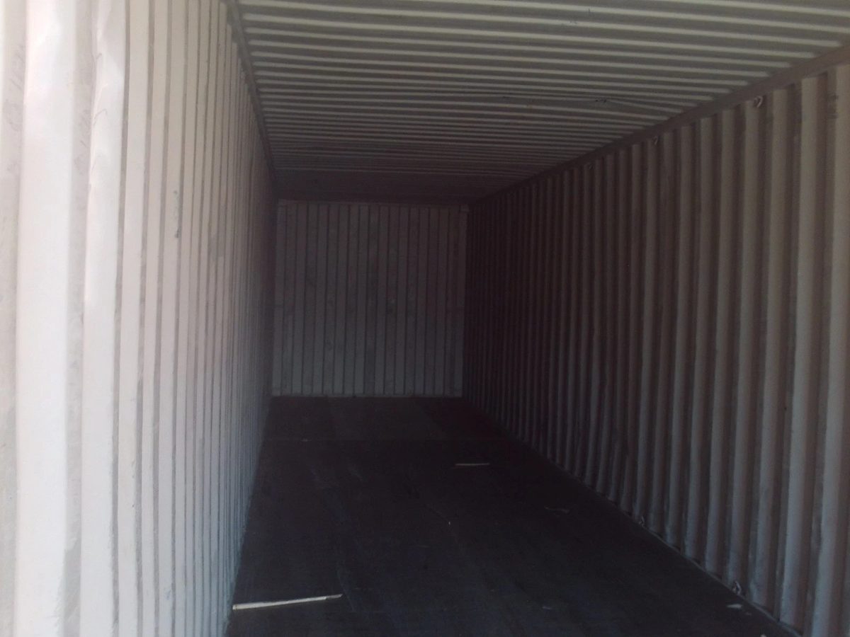 40ft Used Shipping Container – Standard Height, Double Doors – empty container interior with corrugated walls and dark flooring