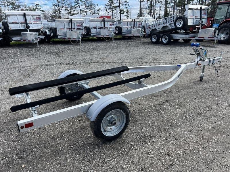 2020 Karavan Single-PWC Trailer – Aluminum, Adjustable Bunks – Three-quarter rear exterior view of the single place aluminum jet ski trailer