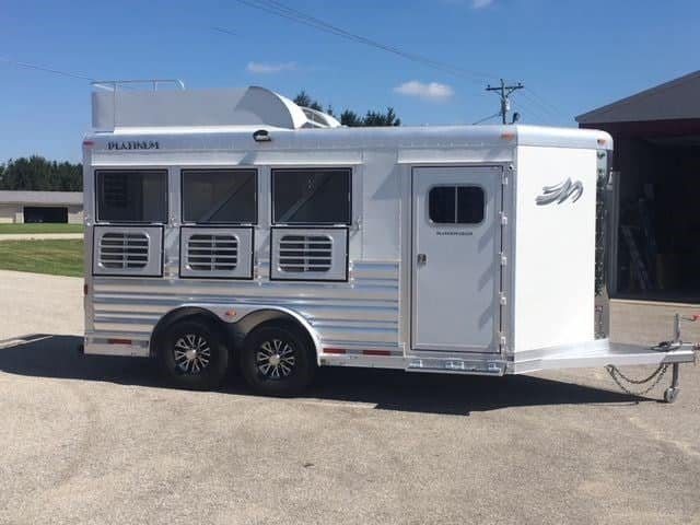 2018 Platinum Coach 3 Horse Bumper Pull – Rear Tack – Side view of white horse trailer with a single entry door and graphic