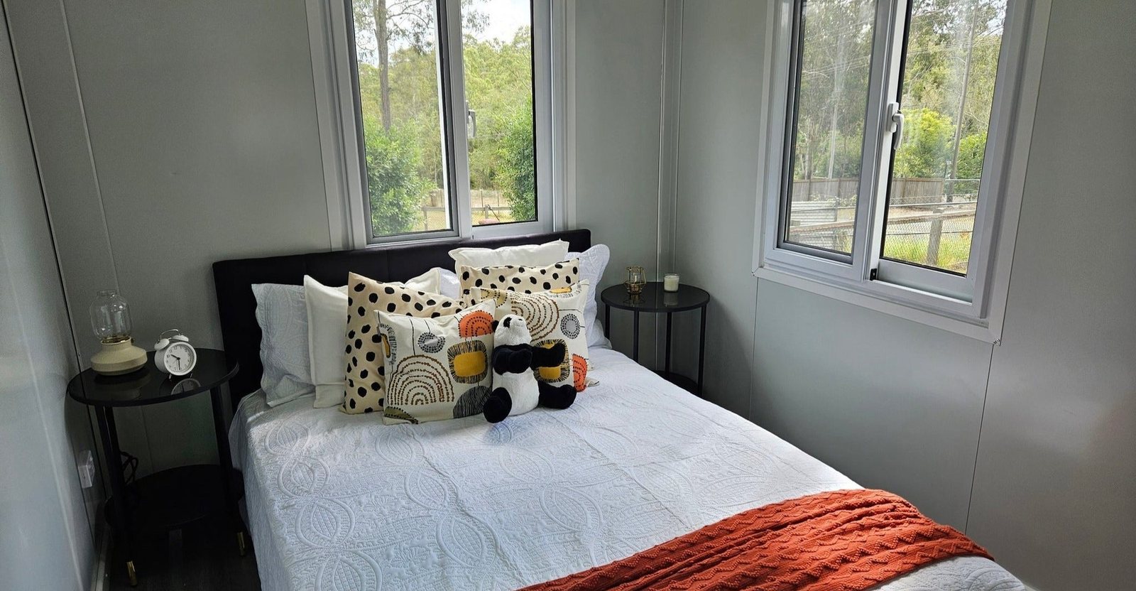 20ft Expandable Container Home – 2-Bedroom Beach-Side Cabin – 20FT Expandable Container Home — 2 Bedroom Beach-Side Cabin | 385 SF — 19ft 4in x 20ft 8in expanded — New in new condition (4)
