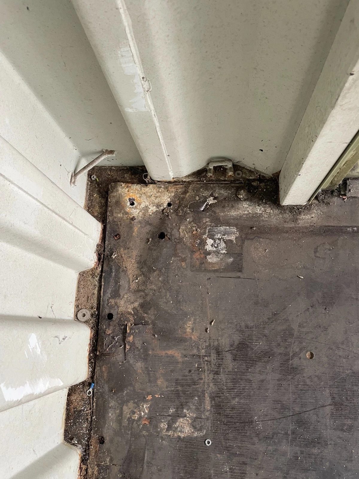13ft Used Shipping Container – Lock Box Storage – close-up of worn container floor and interior wall corner